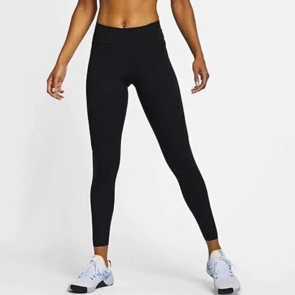 ~Women's Nike ONE Luxe Leggings Black AT3098-010 / Sz Small ~